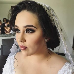 Meet your Posher, Veronica